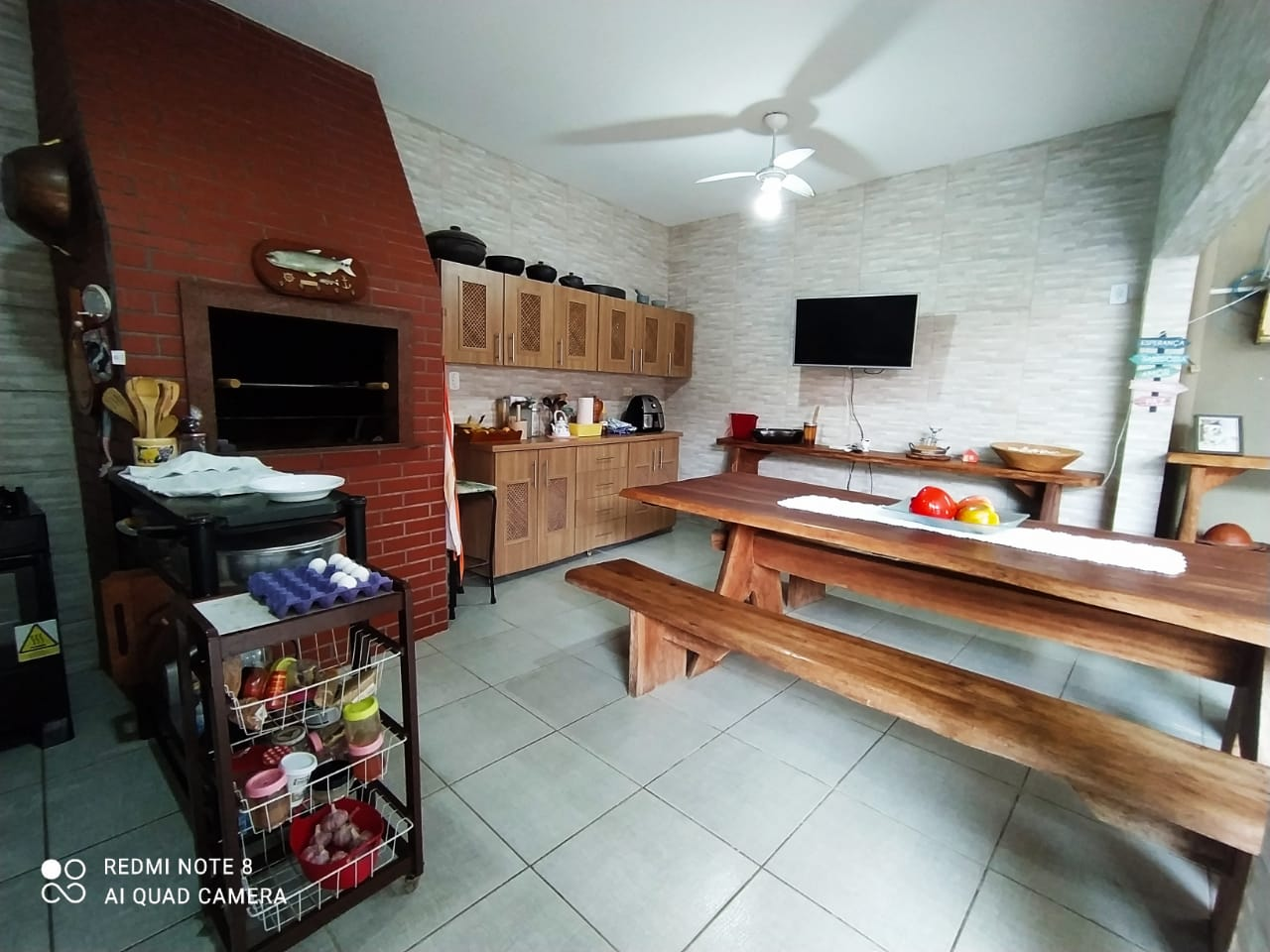 Área gourmet, sala, varanda, churrasqueira 2 da Casa praia