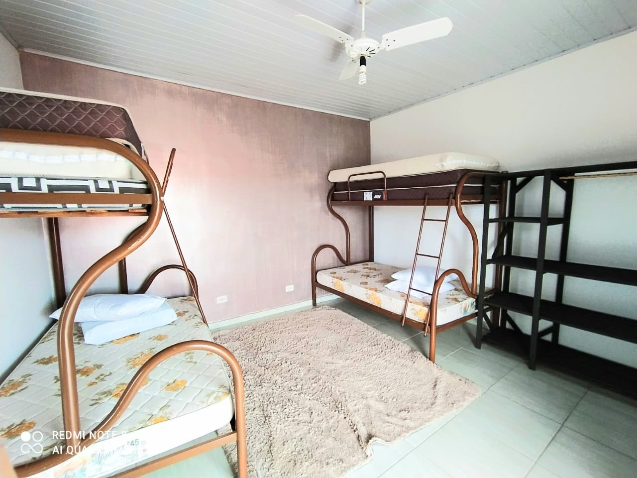 Primeiro quarto do segundo piso 3 da Casa praia
